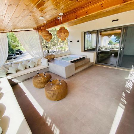 Apartmán Alexandrina Mola Kalyva Pokoj fotografie